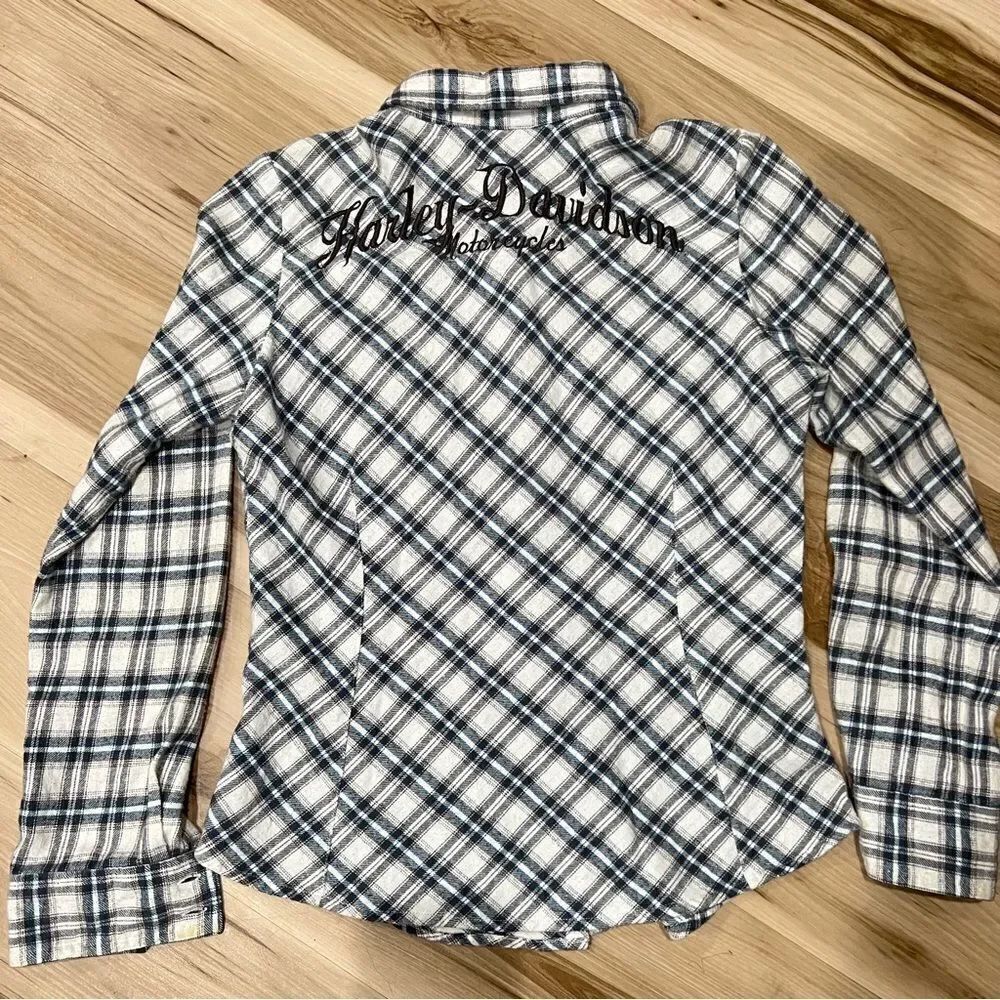 Harley Davidson Script Embroidered Flannel Women’s Small